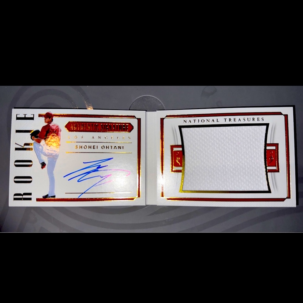 2018 National Treasures Shohei Ohtani Auto RC Booklet # 9/99